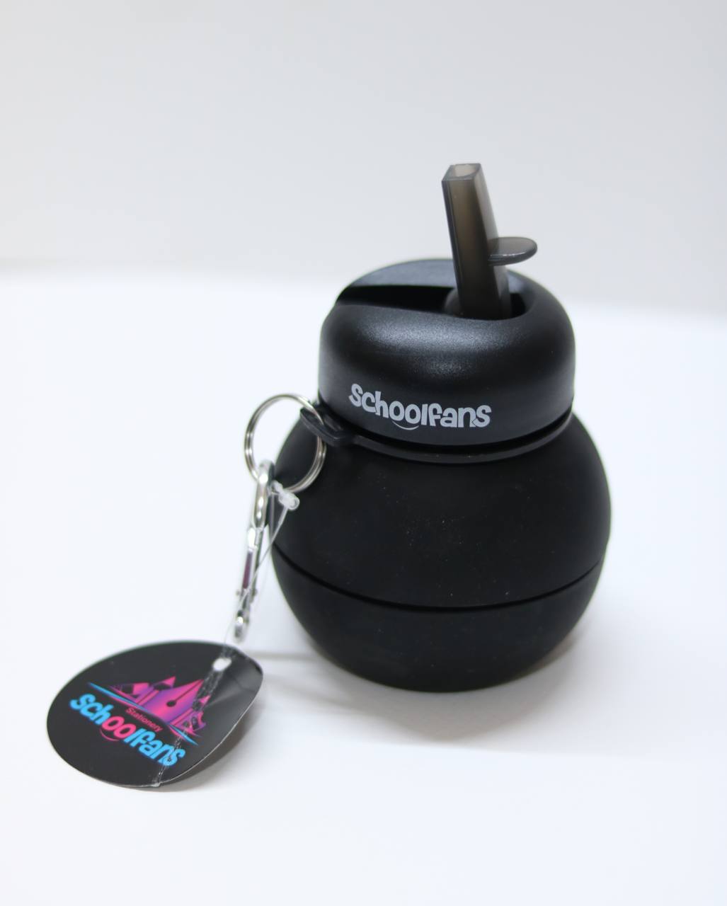 قمقمه سیلیکونی طرح توپ مشکی ۵۵۰ میل