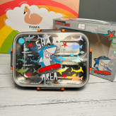 “ظرف غذای گیمینگ استیل با طراحی کوسه و قابلیت تقسیمبندی برای ناهار یا میانوعده”